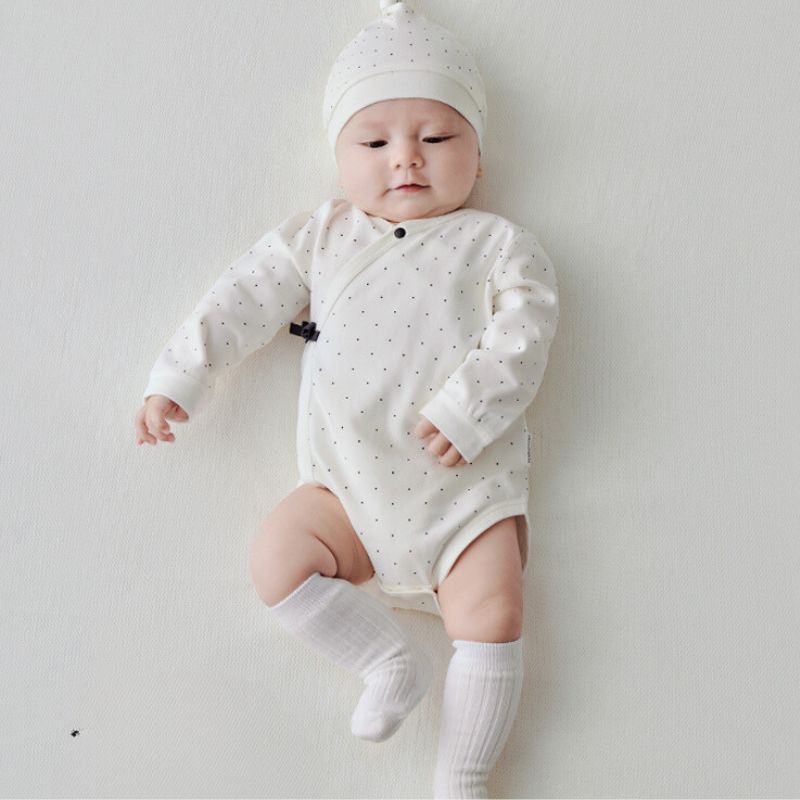 100% Cotton Long Sleeve Bodysuit - Spotted