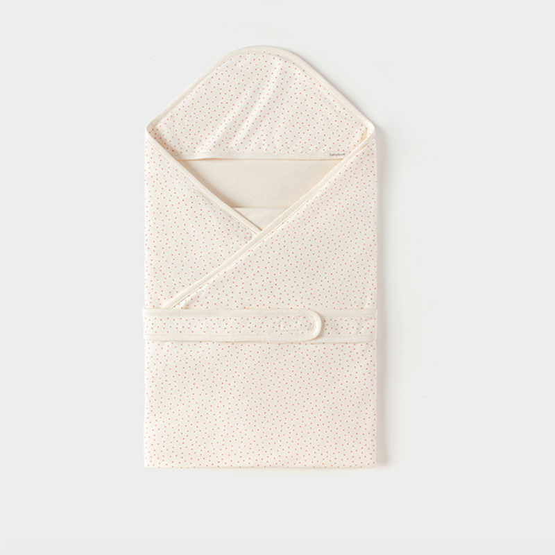 100% Cotton Swaddle Blanket - Spotted